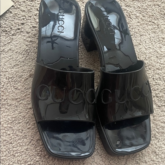 Gucci Glossy Black Women's Mules - Picture 1 of 6